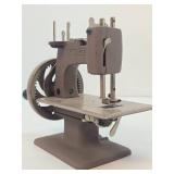 Wonderful Collection of Vintage & Antique Toy Sewing Machines #33