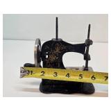 Wonderful Collection of Vintage & Antique Toy Sewing Machines #34