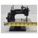 Wonderful Collection of Vintage & Antique Toy Sewing Machines #40