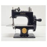Wonderful Collection of Vintage & Antique Toy Sewing Machines #42