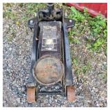 Black Hydraulic Floor Jack
