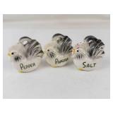 Vintage Ceramic Chicken Shaker Set Pepper Paprika Salt
