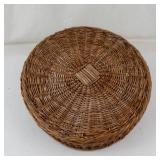 Woven Round Basket With Dividers & Handles