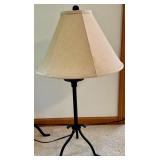 Mixed Lot: 2 Table Lamps & Floor Lamp Set