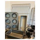 Chicago Metallic Bakeware Mixed Lot (10 Pieces)
