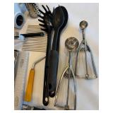 Kitchen Utensil Assortment With Granite Roaster