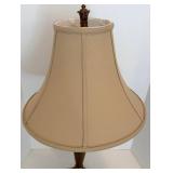 Quoizel Table Lamp With Shade