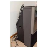 Hitachi Projection TV Cabinet With VCR & Cables