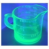 Uranium Glass Mixing Cup