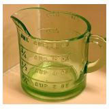Uranium Glass Mixing Cup