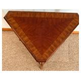 Ethan Allen Corner Table