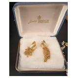 Mixed Lot of Vintage Costume Jewelry With Trifari Boxed Pieces