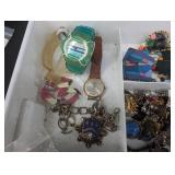 Mixed Lot: Costume Jewelry
