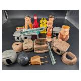 Vintage Flintstones-Style Plastic Toy Figures & Hut Pieces Mixed Lot
