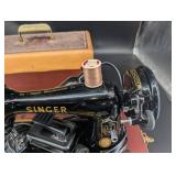 Vintage Singer 99K Sewing Machine With Case & Accessories