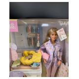 Vintage Barbie Happy Family Neighborhood Baby Doctor Doll Set C0523