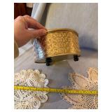 Guildcraft MCM Gold Tone Tin Box w Lid & 2 Vintage Doilies Lot