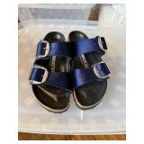 Birkenstock Arizona Blue Velvet Sandals Size 38 Womenâs Very Good