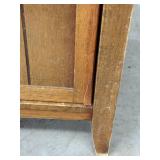 Mission Style Oak TV Stand Media Console Cabinet 46x23x45 Good