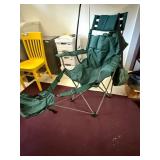 Folding Camping Chair w Adjustable Footrest Green Carry Bag Good