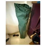 Folding Camping Chair w Adjustable Footrest Green Carry Bag Good