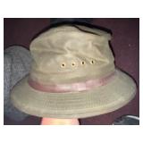 Filson, Hanna Hats & Irish Tweed Hat Mixed Lot With Gloves