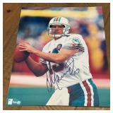 Dan Marino Autographed 8x10" Miami Dolphins Football Photo