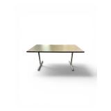 Training Table 60x30x29