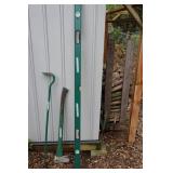 Masterforce Pry Bar, Sledgehammer & Level Mixed Lot