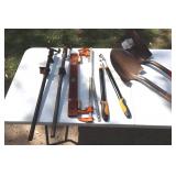 Mixed Lot Hand Tools & Garden Tools