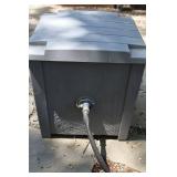 Suncast Hose Reel Cabinet with Hose