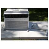 Hisense Smart Window Air Conditioner 8000 BTU With Remote Control