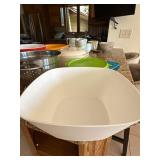 Tupperware Kitchen Bowl Lot w Colander Mixing Serving Storage Set