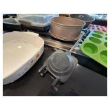 Assorted Bakeware Lot Metal Glass Silicone Pans Dishes Kitchen Set