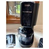 Ninja CREAMi Ice Cream Maker NC300 Series w Manual New in Box Clean