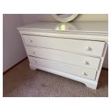 White 3 Drawer Dresser Chest 44x18x30 Project Piece Needs Drawer Rails