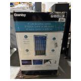 Danby 117 Can Beverage Cooler