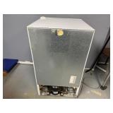 GE SMR03VASWW 115 Volt Refrigerator (Tested Working) 17 3/4x 19 /4 32