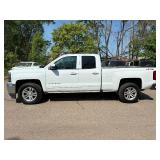 2017 CHEVROLET SILVERADO 1500 LT *4x4* (NO RESERVE)