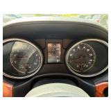 2011 JEEP GRAND CHEROKEE OVERLAND *4x4* (NO RESERVE)