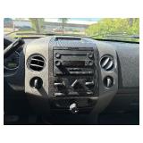 2005 FORD F-150 XLT *4x4* (NO RESERVE)