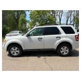 2009 FORD ESCAPE XLT *131k Miles* (NO RESERVE)