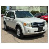 2009 FORD ESCAPE XLT *131k Miles* (NO RESERVE)