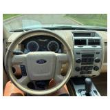 2009 FORD ESCAPE XLT *131k Miles* (NO RESERVE)