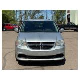 2012 DODGE GRAND CARAVAN SXT *2 Owner* (NO RESERVE)