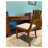 Vintage Beacon Hill Collection Bedroom Set (Lot of 5)