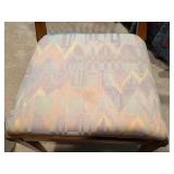 Vintage Beacon Hill Collection Bedroom Set (Lot of 5)