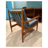 Mid-Century Wood Accent Chair With Cushions