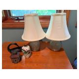 Mixed Decorative Lot of 5 With Pair of Ceramic Table Lamps