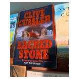 John Sandford, Clive Cussler & Pat Conroy Book Lot of 6